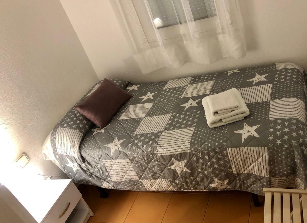 Apartaments S'Arenella Cadaqués Esterno foto